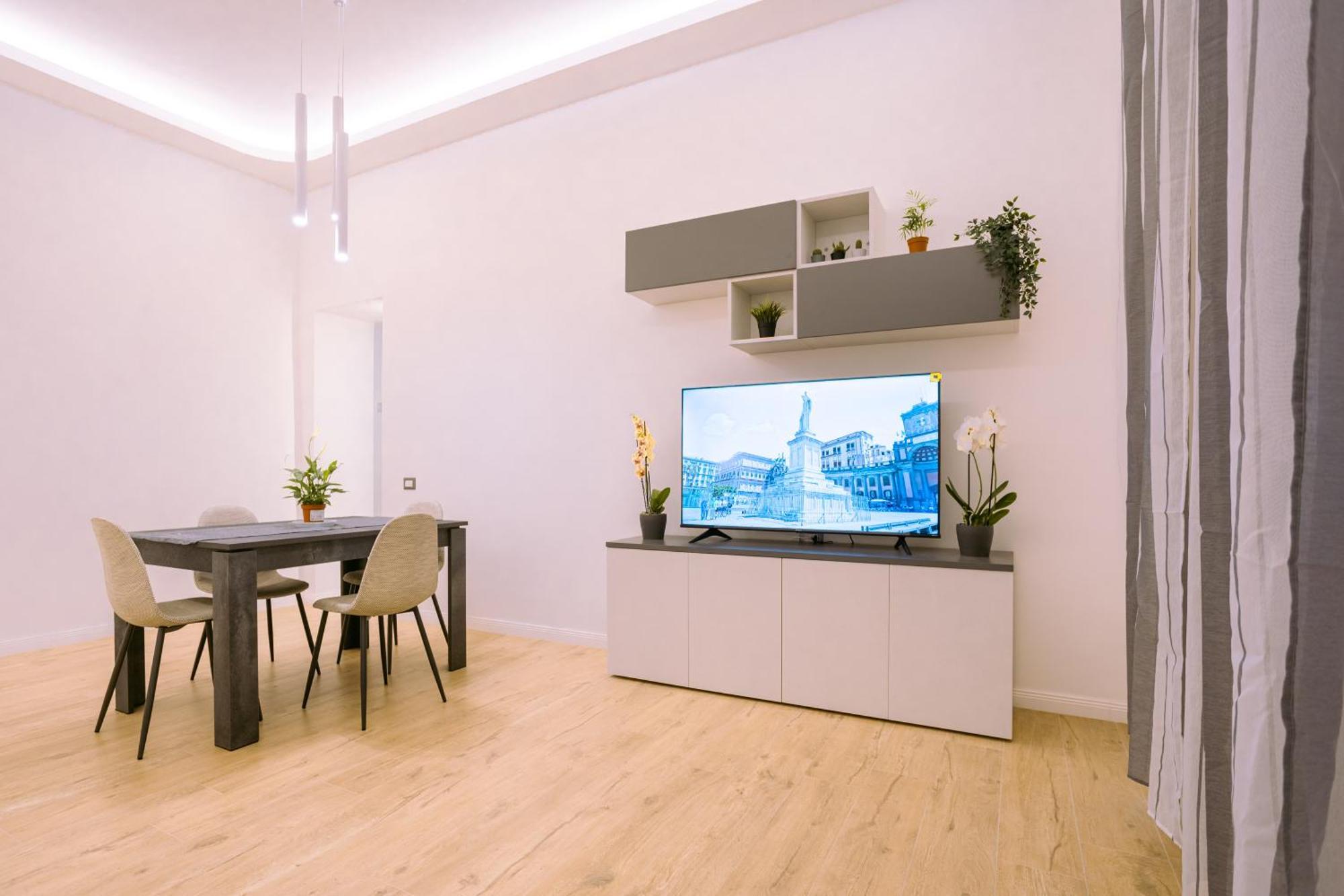 Song House Apartment Centro Storico 7 Pax 那不勒斯 外观 照片