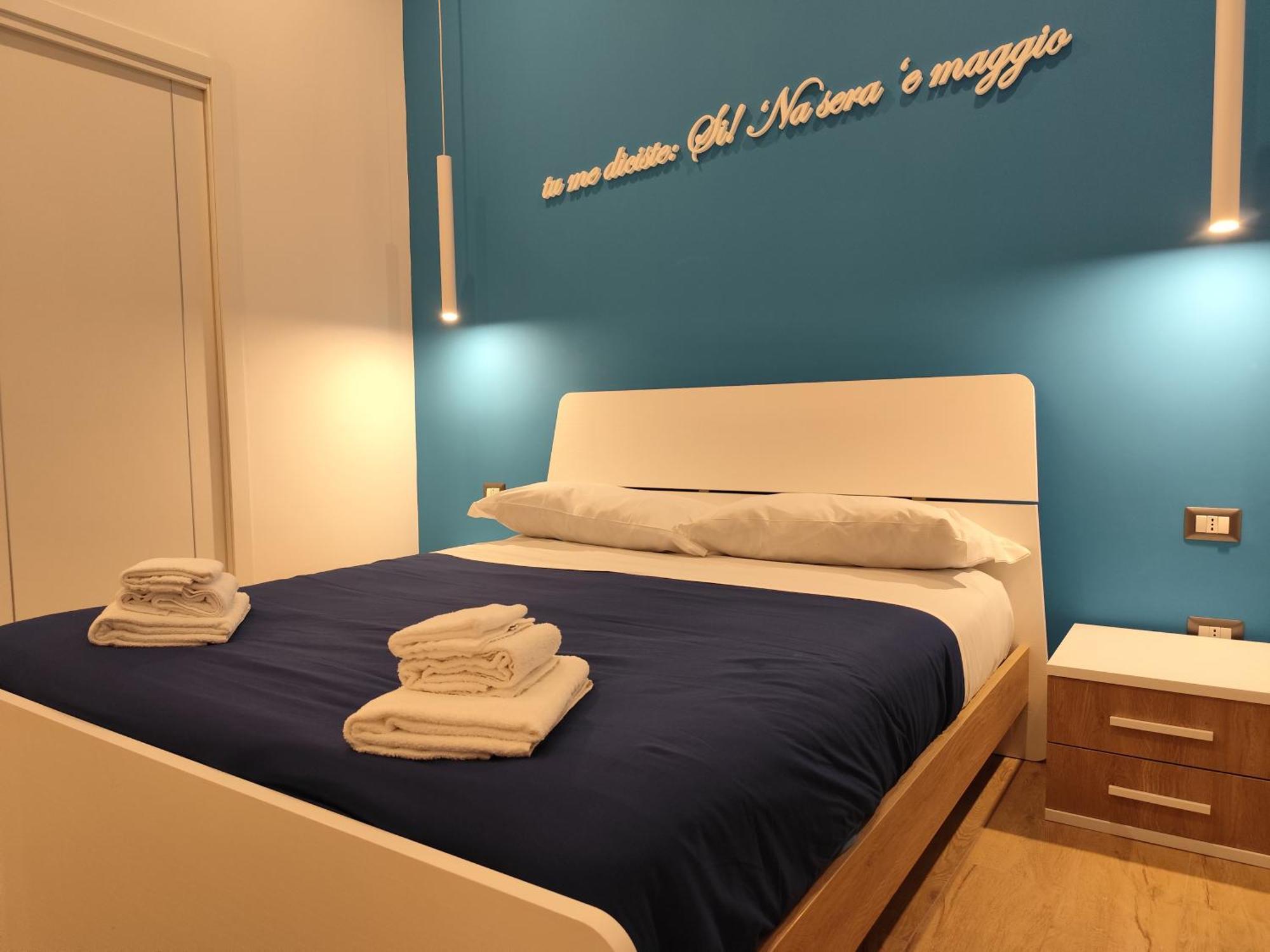 Song House Apartment Centro Storico 7 Pax 那不勒斯 外观 照片